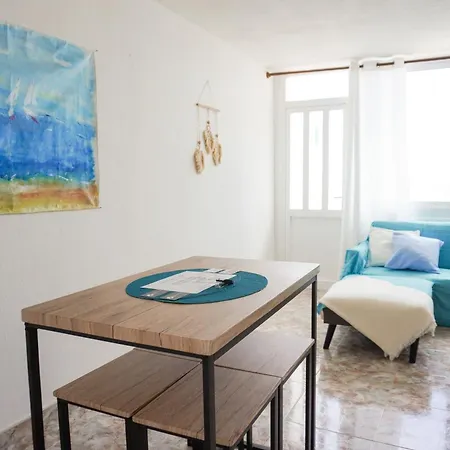 Marina Blue, Caletillas 公寓 *