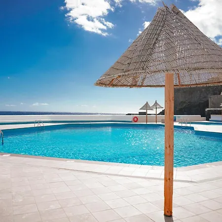 Marina Blue, Caletillas