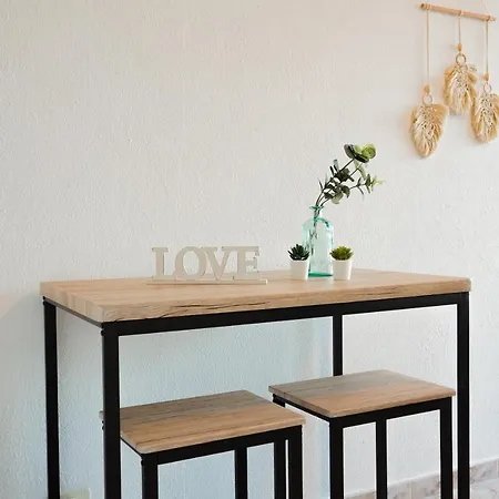 Marina Blue, Caletillas * Κανδελάρια